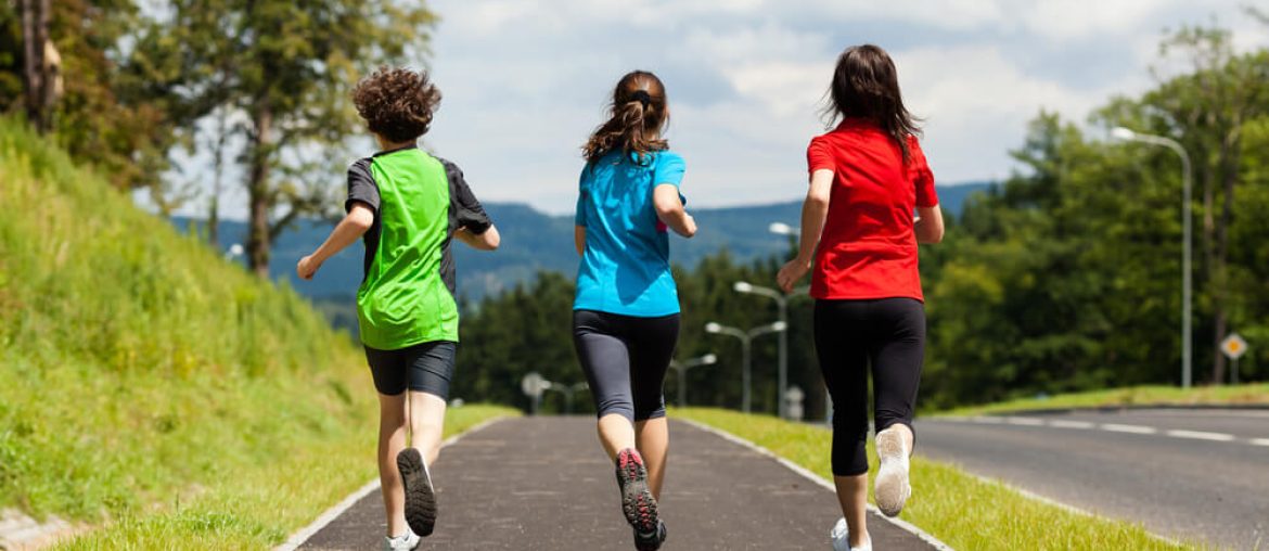 Teens-and-Athletics_114260209